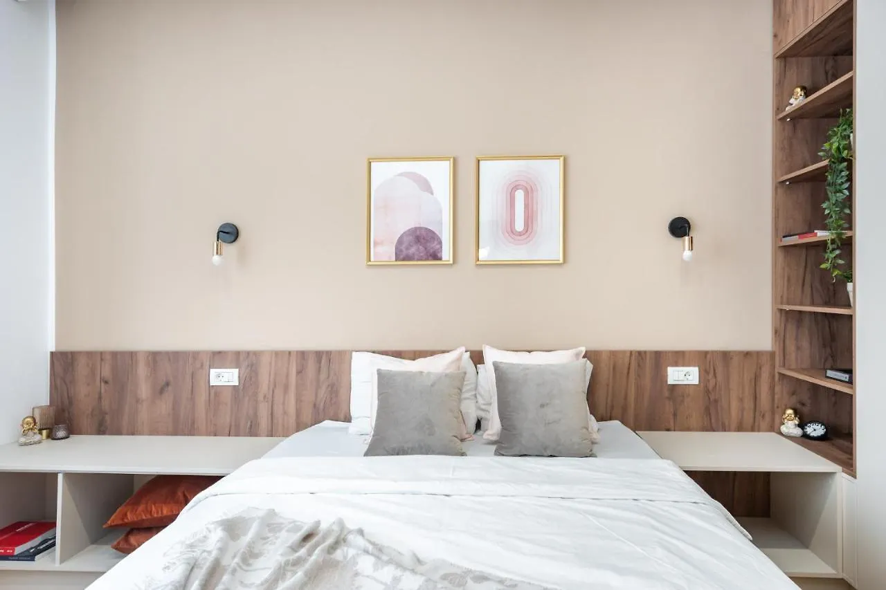 Old Town Bucharest, Luxury 2 Bedrooms Apartment