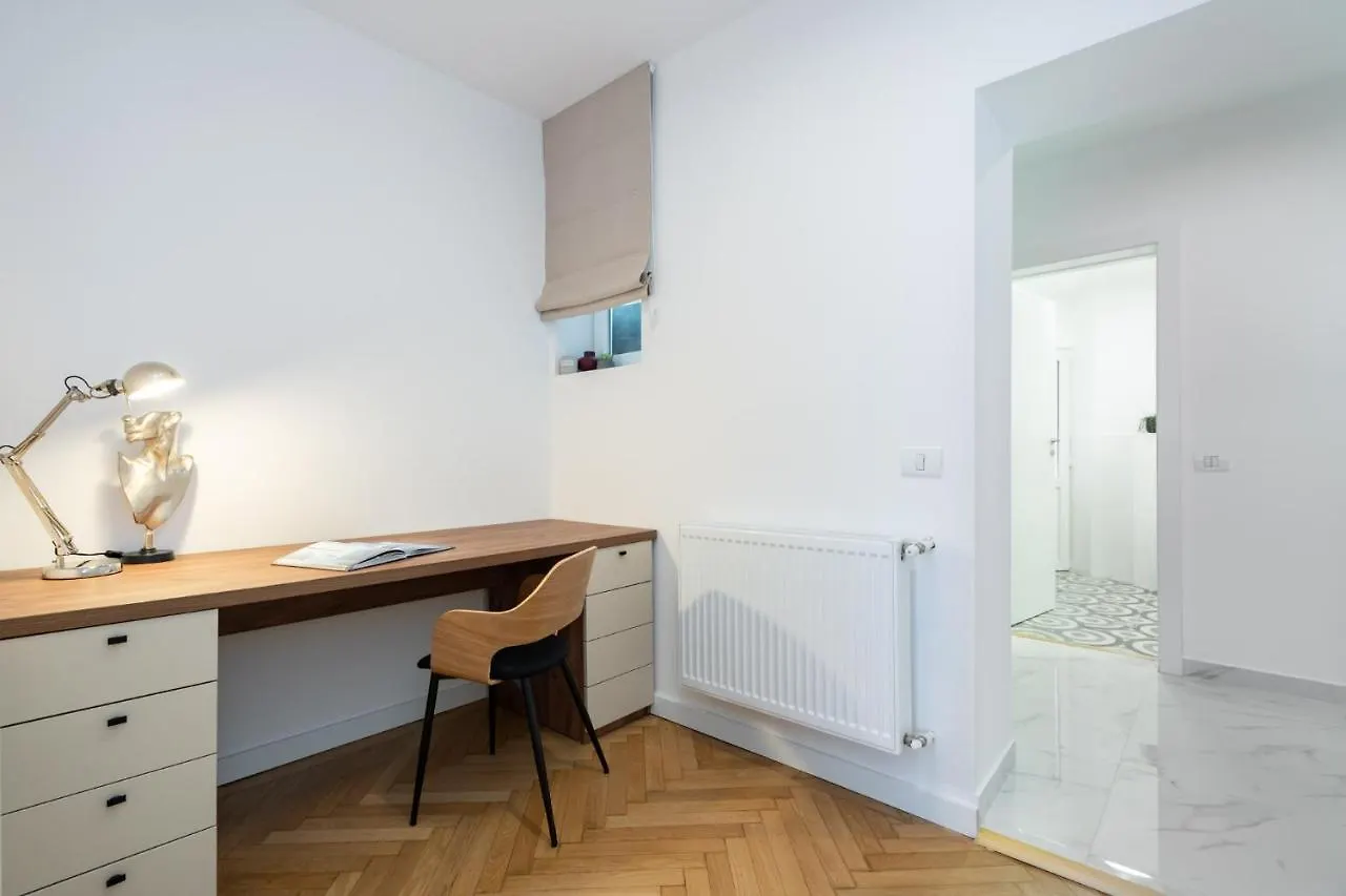 Old Town Bucharest, Luxury 2 Bedrooms Apartment رومانيا
