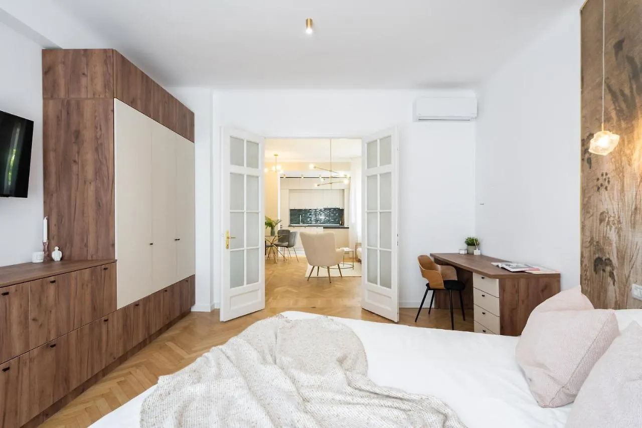 Old Town Bucharest, Luxury 2 Bedrooms Apartment Romania