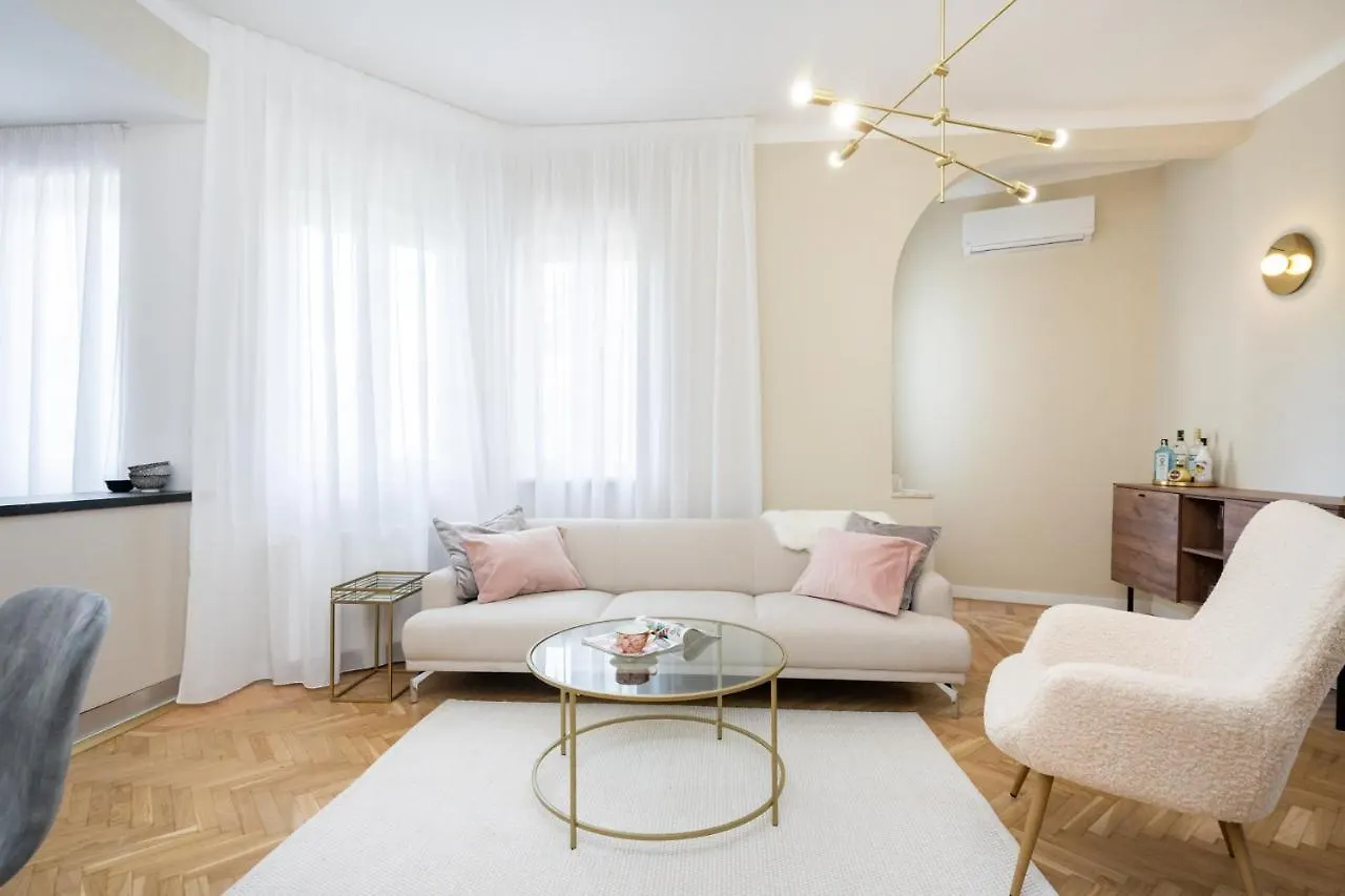 Old Town Bucharest, Luxury 2 Bedrooms Apartment Romania