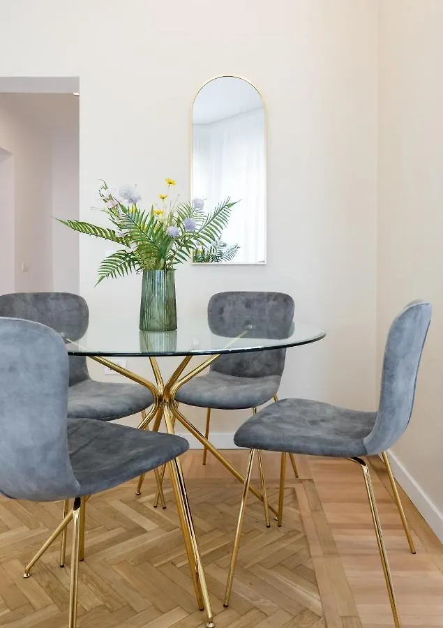 Old Town Bucharest, Luxury 2 Bedrooms Apartment